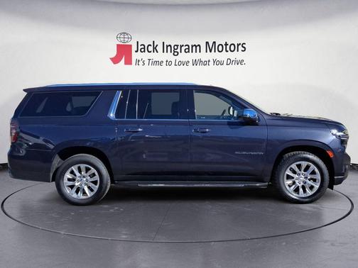 2023 Chevrolet Suburban Premier