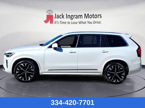 2025 Volvo XC90 B6 Plus 7-Seater