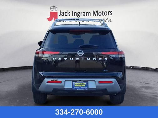 2025 Nissan Pathfinder SL FWD