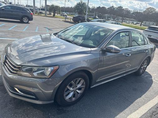 2016 Volkswagen Passat 1.8T S