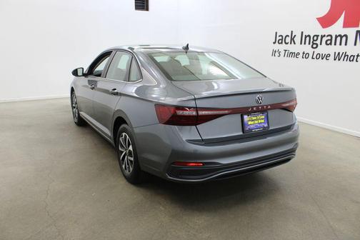 Gray 2026 Volkswagen Jetta 1.4T SE