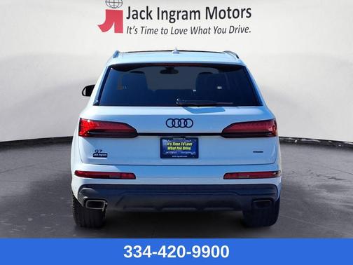 2025 Audi Q7 45 Premium Plus