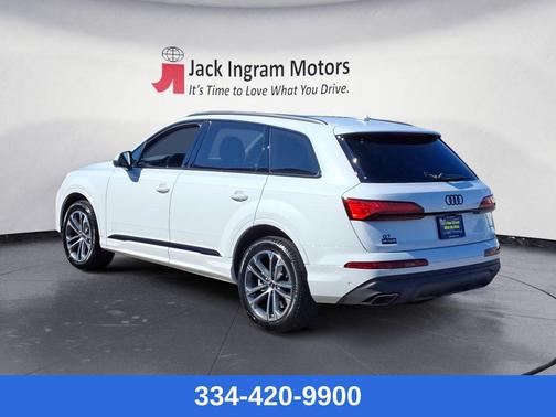 2025 Audi Q7 45 Premium Plus