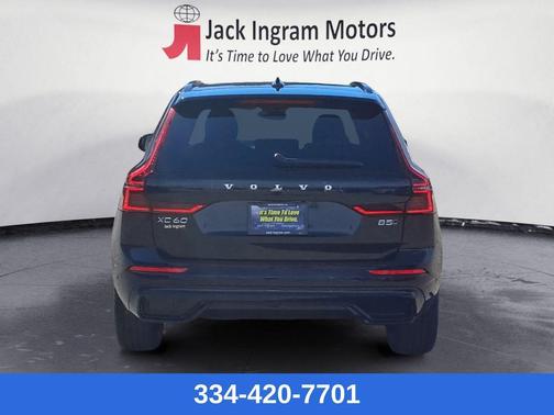 2026 Volvo XC60 B5 Plus