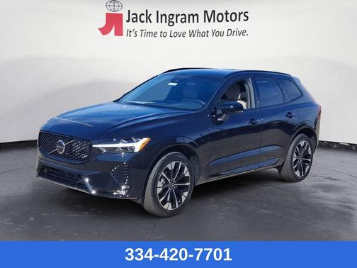 2026 Volvo XC60 B5 Plus