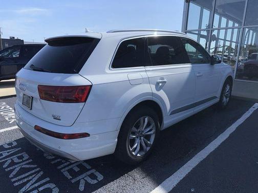 2018 Audi Q7 3.0T Premium Plus
