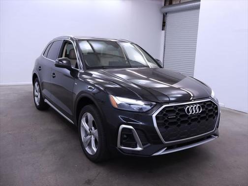 2024 Audi Q5 45 S line Premium Plus