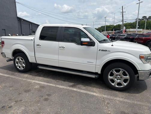 White Platinum Clearcoat Metallic 2013 Ford F-150 Lariat