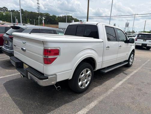 White Platinum Clearcoat Metallic 2013 Ford F-150 Lariat
