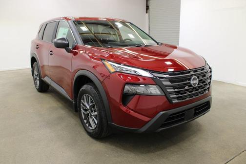 Scarlet 2027 Nissan Rogue S