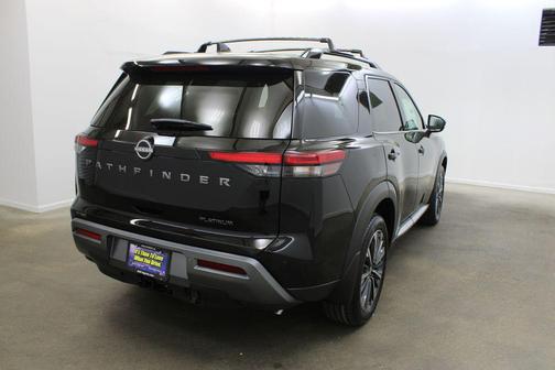 Super Black 2026 Nissan Pathfinder Platinum