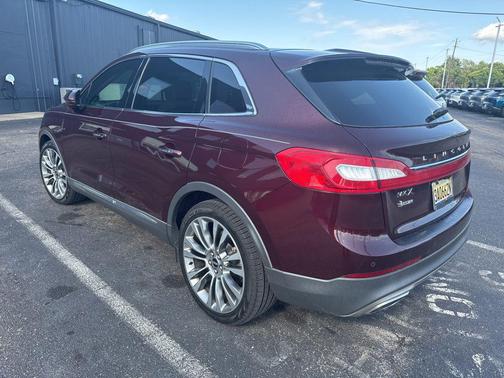 Burgundy 2018 Lincoln MKX Reserve