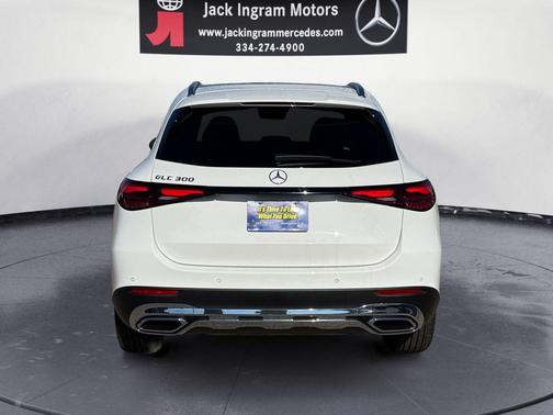 2026 Mercedes-Benz GLC 300 Base