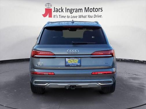 2021 Audi Q7 55 Premium Plus