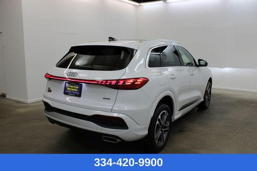 2025 Audi Q5 Premium