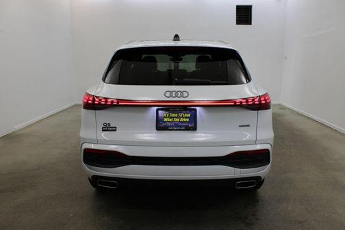 2025 Audi Q5 Premium