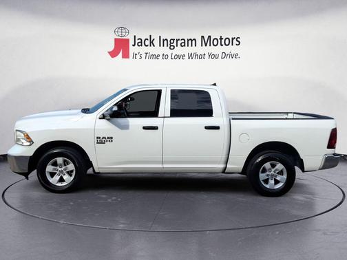 2023 RAM 1500 Classic SLT