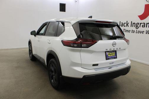 White Pearl 2026 Nissan Rogue SV
