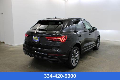 2025 Audi Q3 Premium 45 TFSI S line quattro Tiptronic