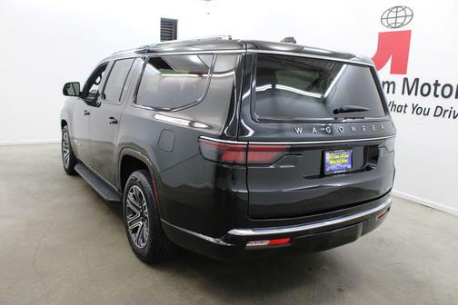 Diamond Black Crystal Pearlcoat 2024 Jeep Wagoneer L Series II 4x2