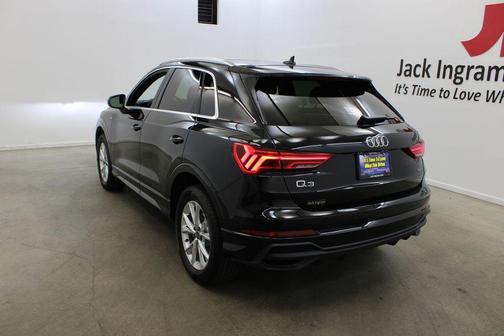 2025 Audi Q3 45 S line Premium Plus