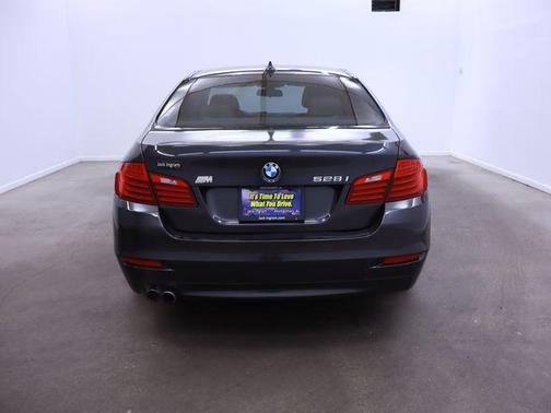 2015 BMW 528 528i