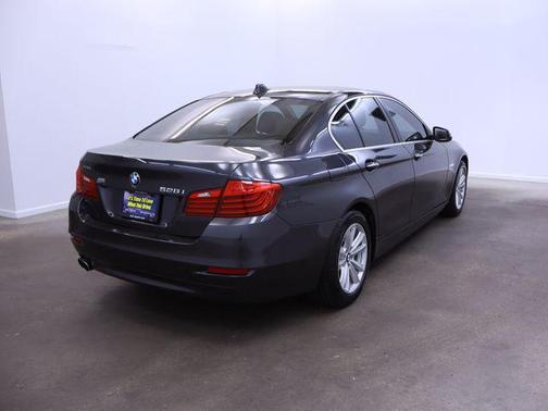 2015 BMW 528 528i