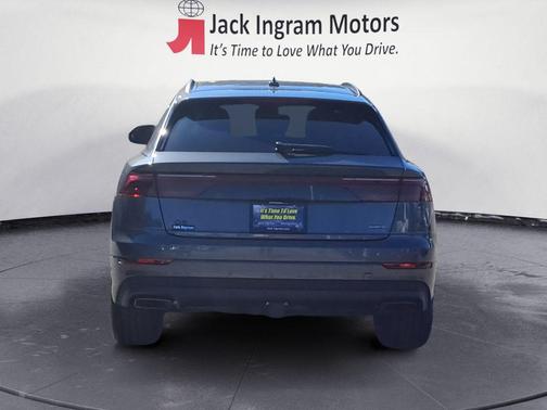 2026 Audi Q8 55 Premium