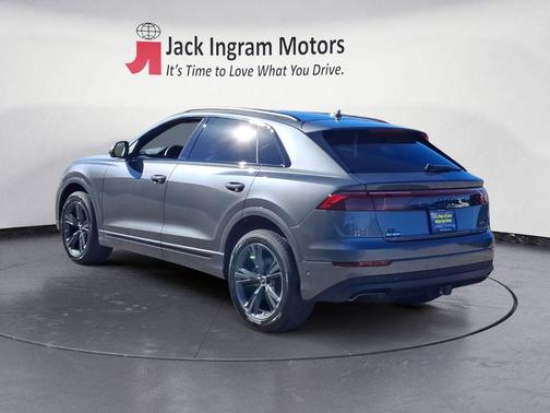 2026 Audi Q8 55 Premium