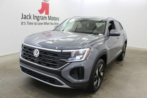 pure gray 2026 Volkswagen Atlas Cross Sport 2.0T SE w/Technology