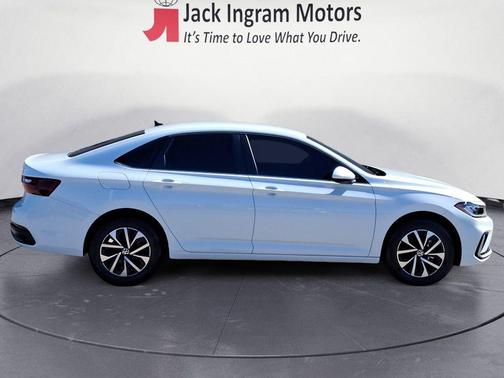 2025 Volkswagen Jetta 1.5T S