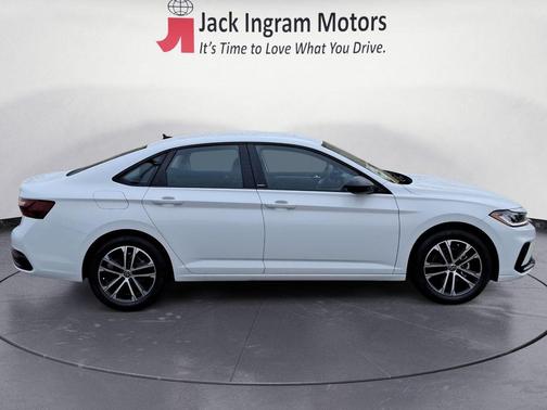 2025 Volkswagen Jetta 1.5T Sport