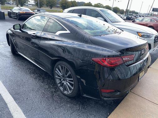 2017 INFINITI Q60 3.0t Sport