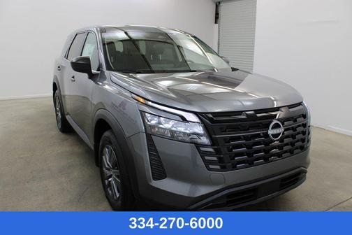 2026 Nissan Pathfinder S