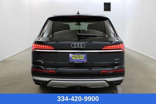 2025 Audi Q7 55 Premium Plus