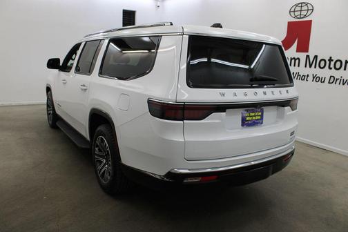 2024 Jeep Wagoneer L Series II 4x2