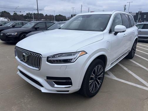 2022 Volvo XC90 Recharge Plug-In Hybrid T8 Inscription Expression 7 Passenger