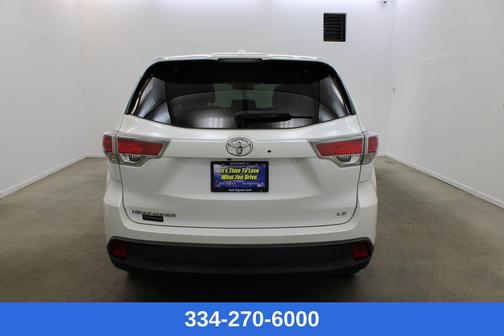 2016 Toyota Highlander LE