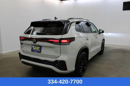 2026 Volkswagen Tiguan 2.0T SE R-Line Black