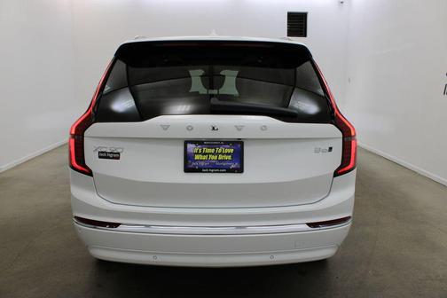 2026 Volvo XC90 Ultra, B6 AWD Gas (mild hybrid), Gasoline, Bright, 7 Seats