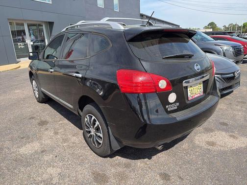 Super Black 2015 Nissan Rogue Select S