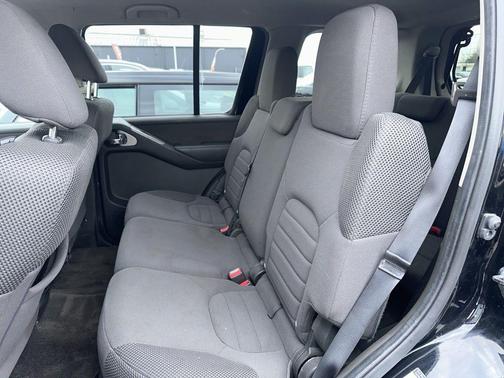 2012 Nissan Pathfinder S