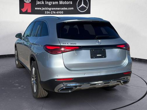 2026 Mercedes-Benz GLC 300 Base