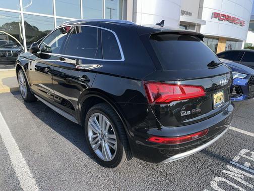 2019 Audi Q5 2.0T Prestige