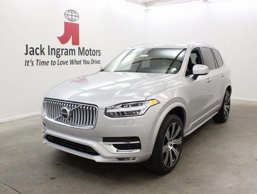 2024 Volvo XC90 B6 Plus Bright Theme 7-Seater