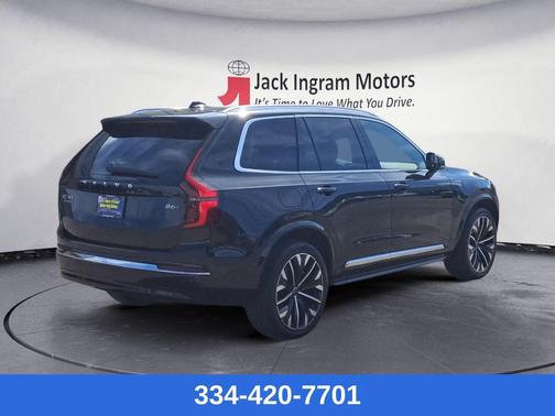 2025 Volvo XC90 B6 Plus 7-Seater