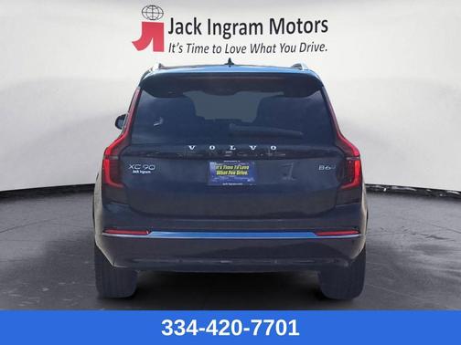 2025 Volvo XC90 B6 Plus 7-Seater