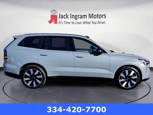 Vapour Grey Metallic 2025 Volvo EX90 Twin Motor Ultra