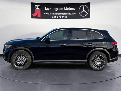 Black 2026 Mercedes-Benz GLC 300 4MATIC