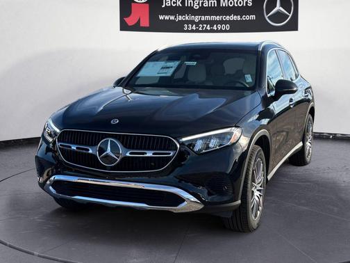 Black 2026 Mercedes-Benz GLC 300 4MATIC